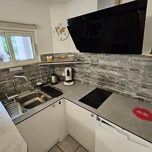 Dans Ancien Moulin A Huile Renove Apartment Grasse